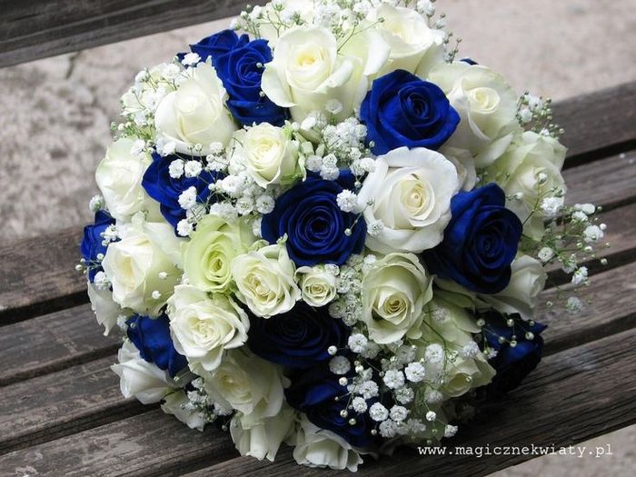 Decorazioni floreali con il blu 13
