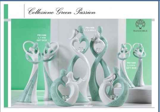 Statuette stilizzate innamorati 