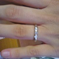 Fedina con tre brillanti.