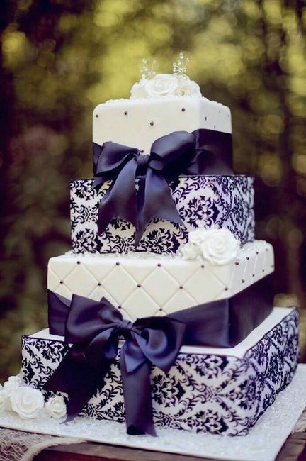 Nozze in viola! 💜 la torta nuziale 💜 - 2