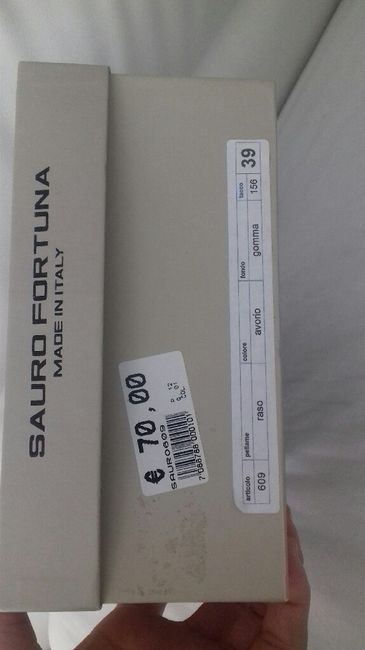 Quanto vi sono costate le scarpe da sposa? - 1