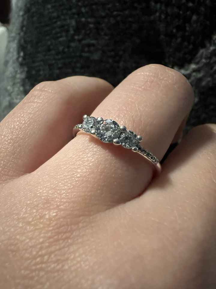 Come è il vostro anello di fidanzamento?? - 1