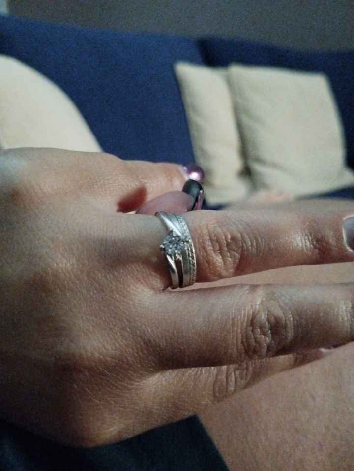 Come è il vostro anello di fidanzamento?? - 1