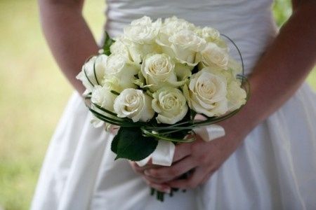 Bouquet Sposa Rose Bianche.Per Chi Optera Per Un Bouquet Di Rose Bianche Organizzazione