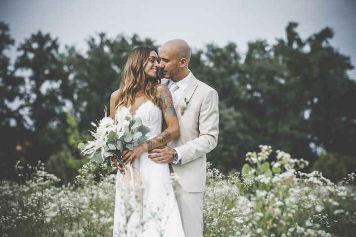 Tatuaggi e abito - 1