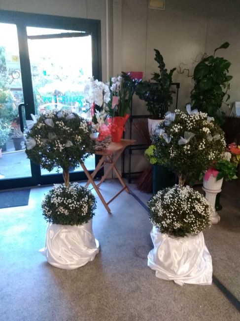 Addobbi fuori chiesa - 1