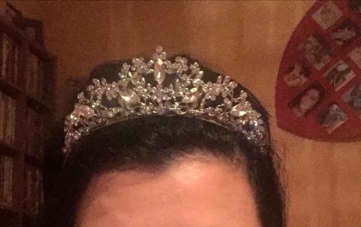 Spose regine con il diadema - 2