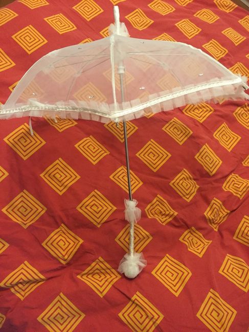 Sposa con ombrellino - 2