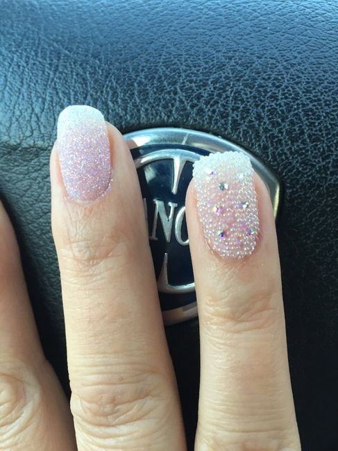 Prima prova unghie 💅🏻 - 2