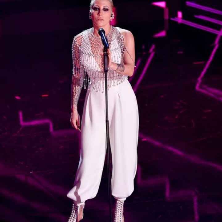 Quale look di Sanremo 2021 ti è piaciuto di più? - 1