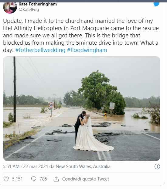 Il covid, l'alluvione, ma niente ferma la sposa! arriva in elicottero - 1
