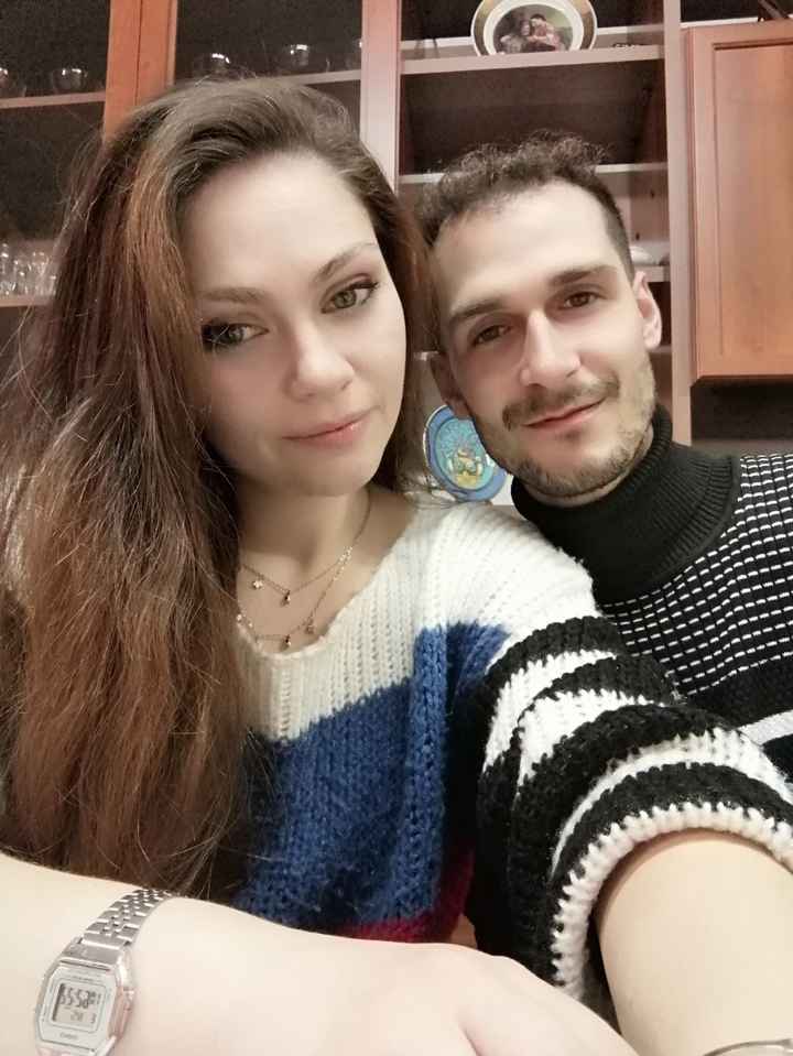 Postate una foto di voi due 👇 - 1