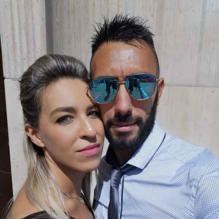 Postate una foto di voi due 👇 - 1