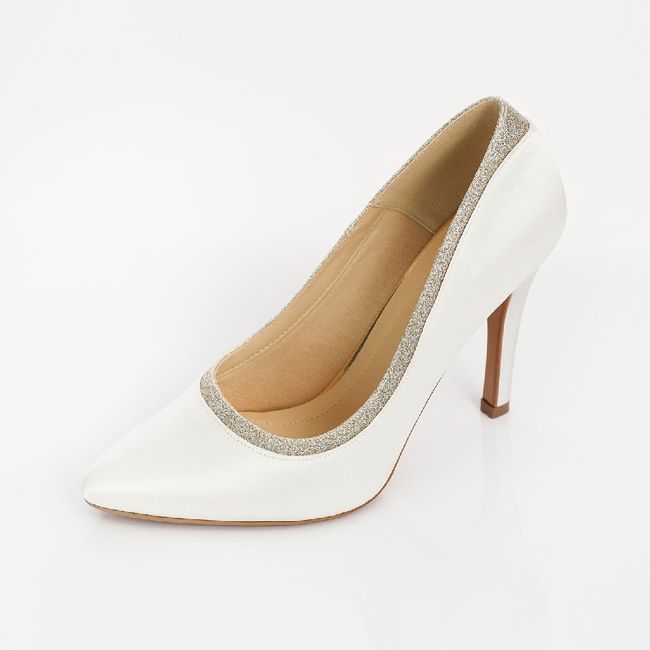 Scarpe adatte all'abito - 1