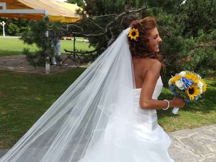 Acconciatura con i fiori - 6