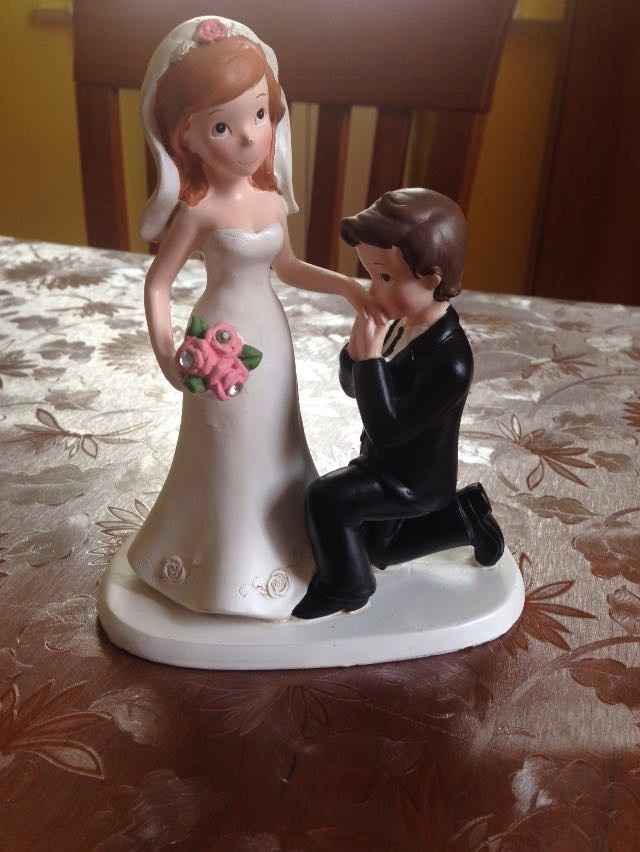 cake topper