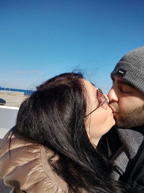 Postate una foto di voi due 👇 - 1