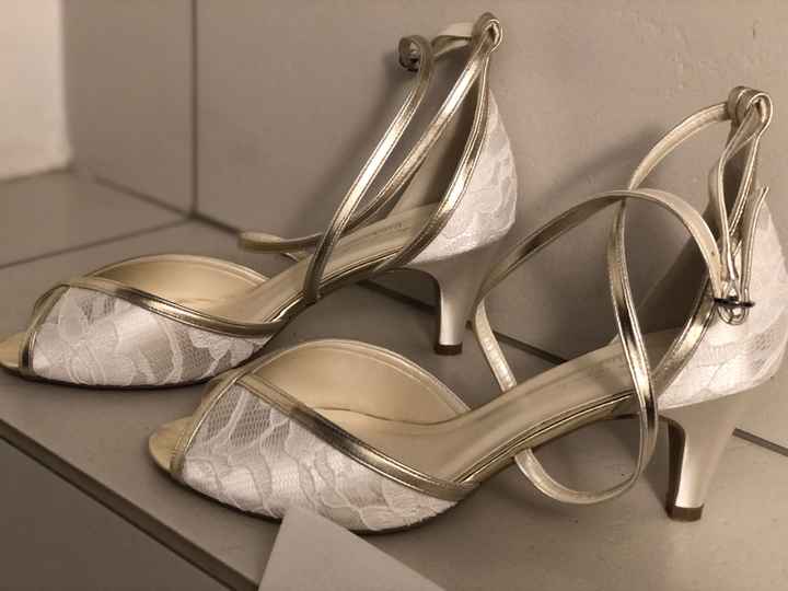 Le scarpe... che dilemma... - 2