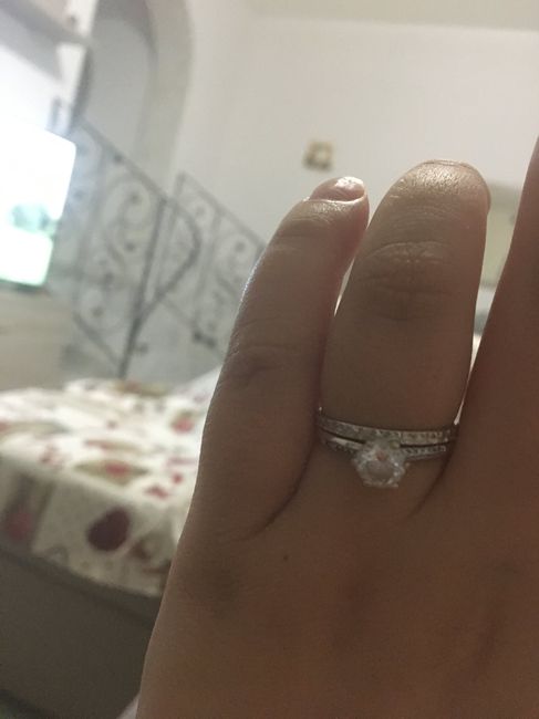 Ragazze come sono le vostre fedi di fidanzamento? - 1