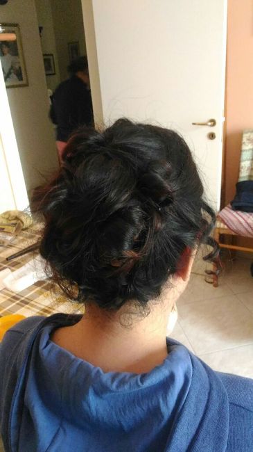  Una bozza dell'acconciatura - 2