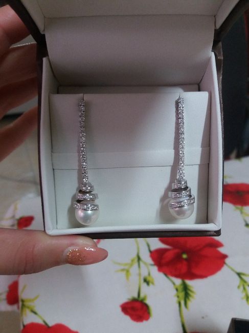Orecchini! Me li ha regalati lo sposo - 1