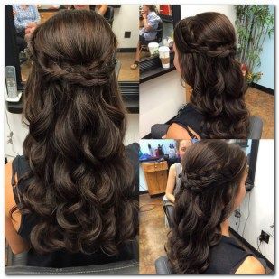 Acconciatura capelli lunghi castano scuro 12