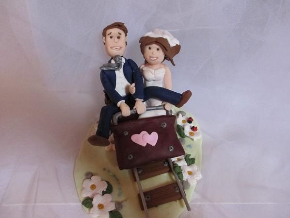 cake topper