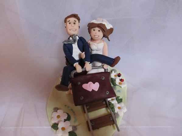 cake topper