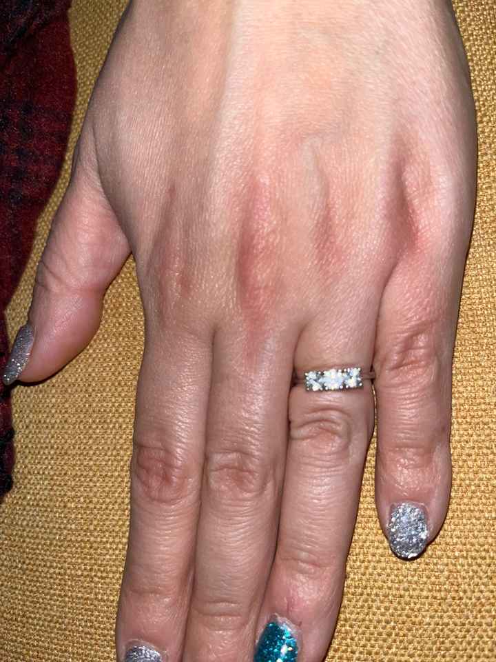 Come è il vostro anello di fidanzamento?? - 1