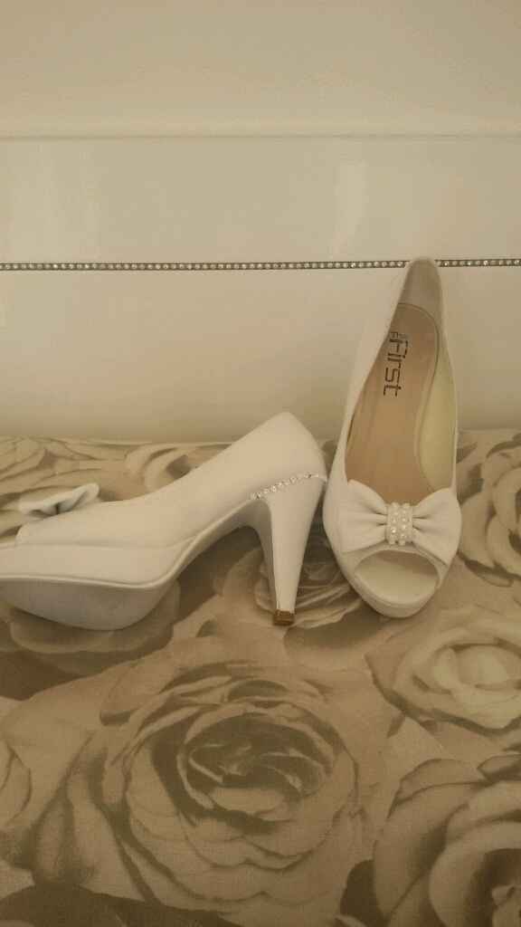 Mostratemi le vostre......scarpe & acconciatura! - 1