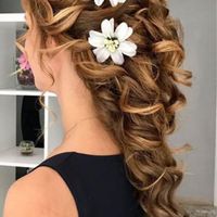 Indecisione acconciatura - 1