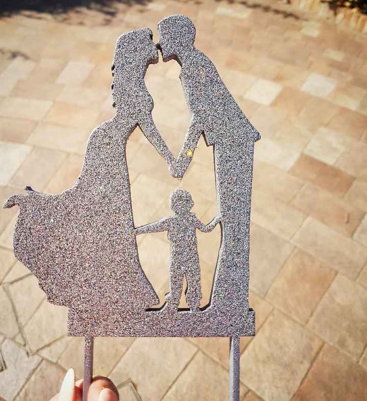 Cake topper - 1