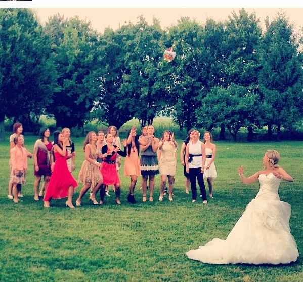 il lancio del bouquet