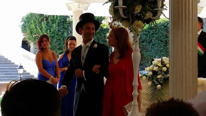 Mia suocera in rosso?! - 1