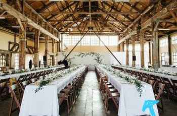 Chi si siederà al tavolo con gli sposi? - 1