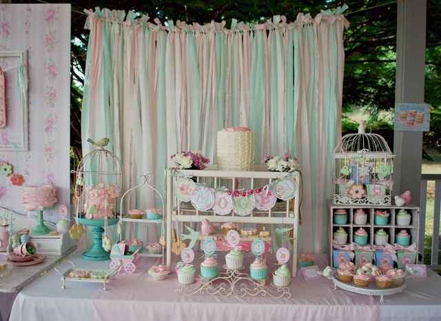 shabby cupcake