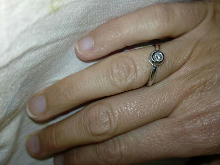 E ora mostraci una foto del tuo anello di fidanzamento! 24