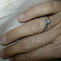 E ora mostraci una foto del tuo anello di fidanzamento! - 1