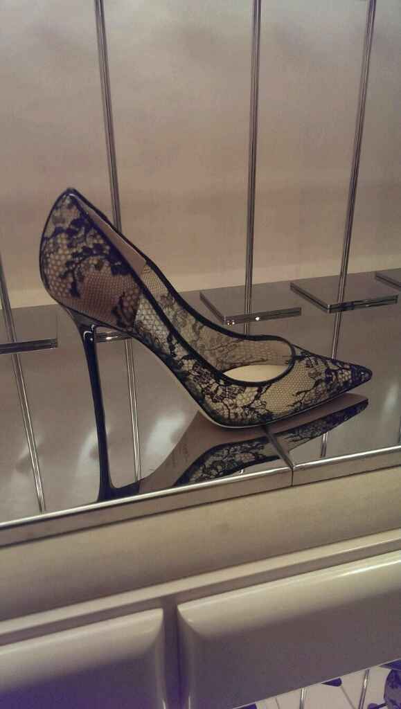 Scarpe prese... emozionatissima! - 1