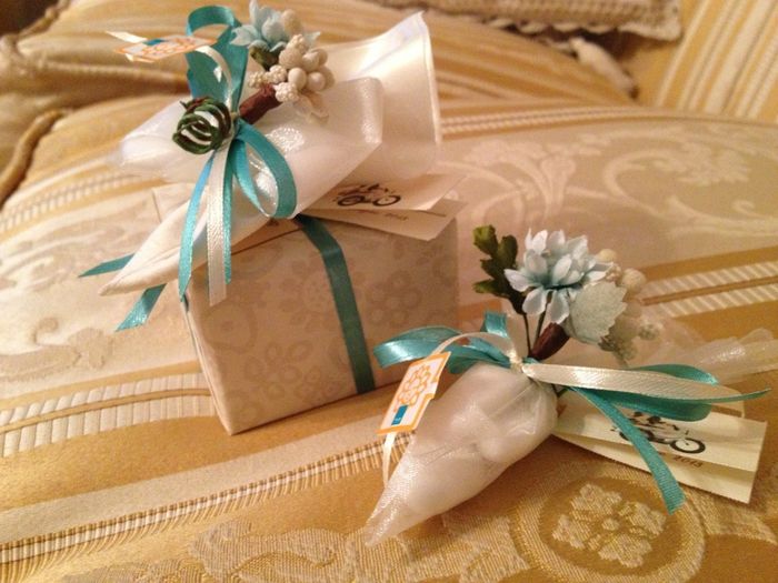 Ritirate le bomboniere ... - 1