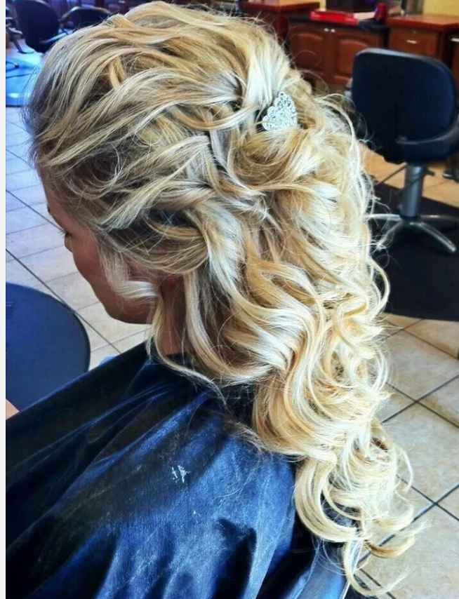 Idee per sposa con capelli ricci - 5