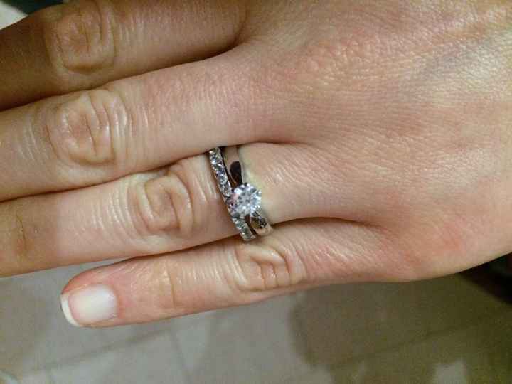 Ditemi che anche a voi l'anello di fidanzamento si muove! :( - 1