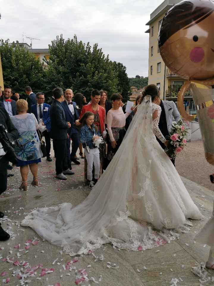 Emozioni a riguardare le foto del matrimonio... - 15