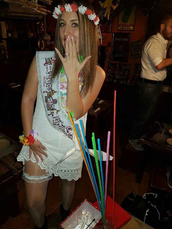  Addio al nubilato. - 2