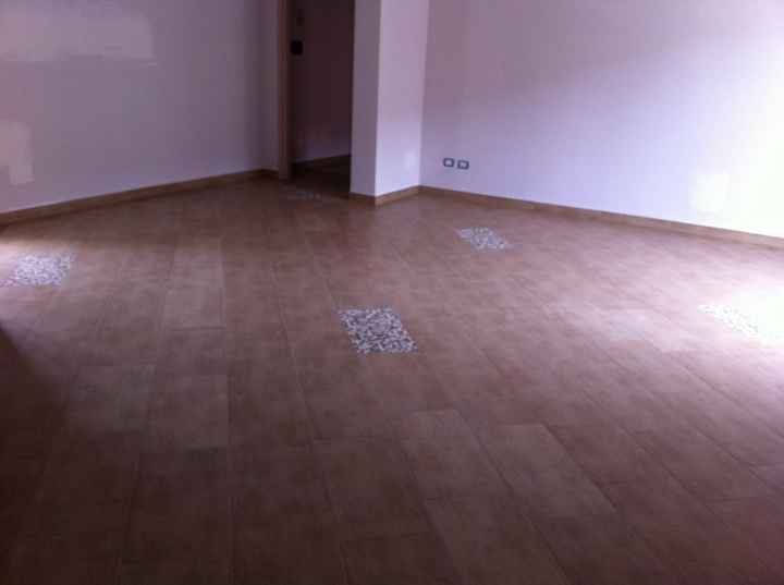 Gres porcellanato effetto parquet - 2