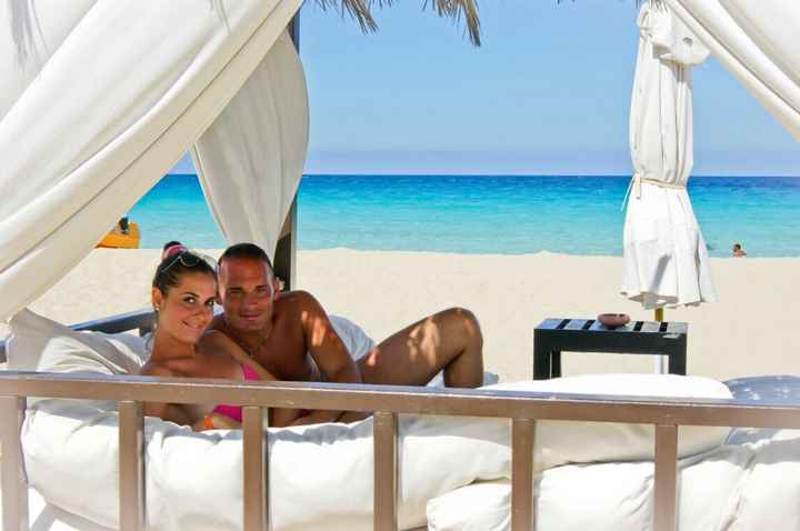 Sondaggio :) chi è il "bello"della coppia?  - 1