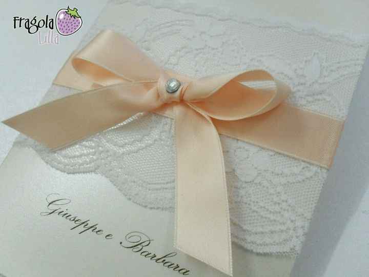 Partecipazioni con pizzo: come incollarlo? - 3