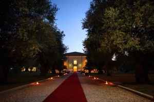 Il viale - Casale Foti