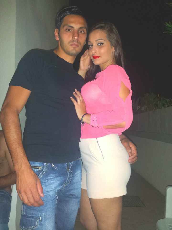 Sondaggio :) chi è il "bello"della coppia?  - 1