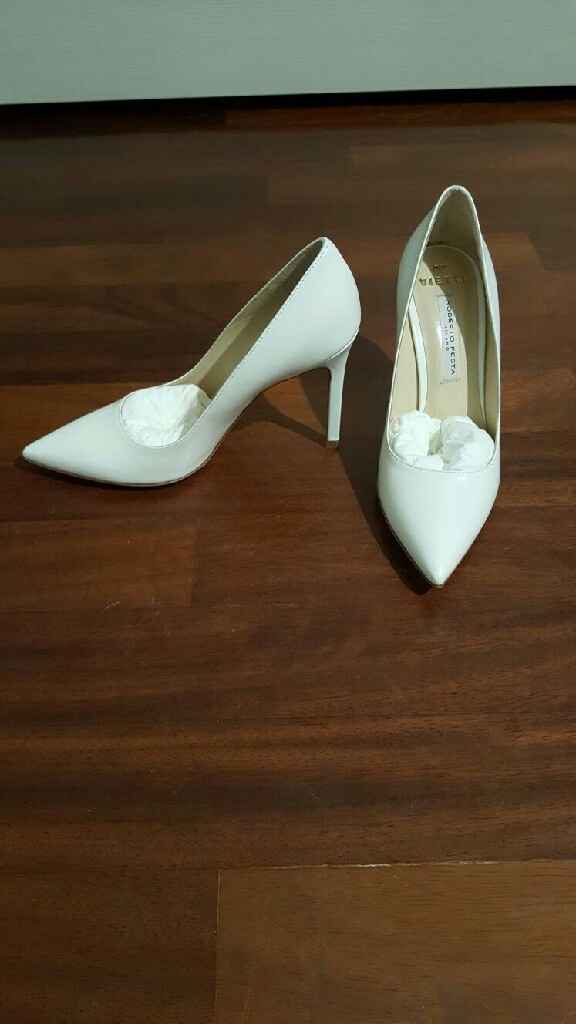 Le scarpe della sposa - 1